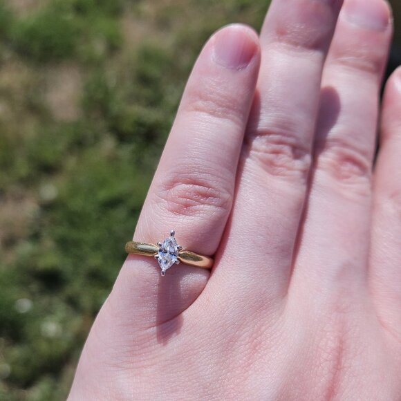 14K Yellow Gold Marquise .35CT Diamond Solitaire Engagement Ring Size 5.5 - Picture 1 of 16